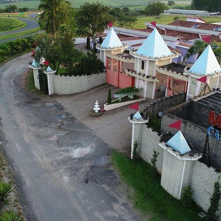 Castellu'S (Adults Only) Hotel Pirassununga Bagian luar foto