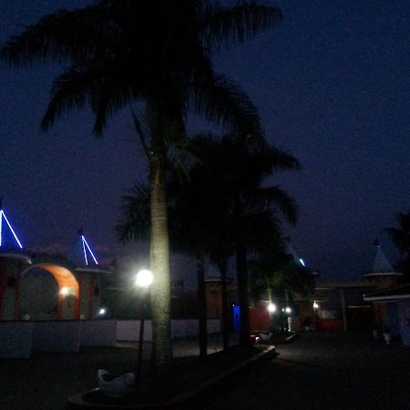 Castellu'S (Adults Only) Hotel Pirassununga Bagian luar foto